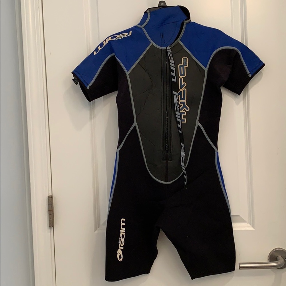 Spring suit - Picture 2 of 2